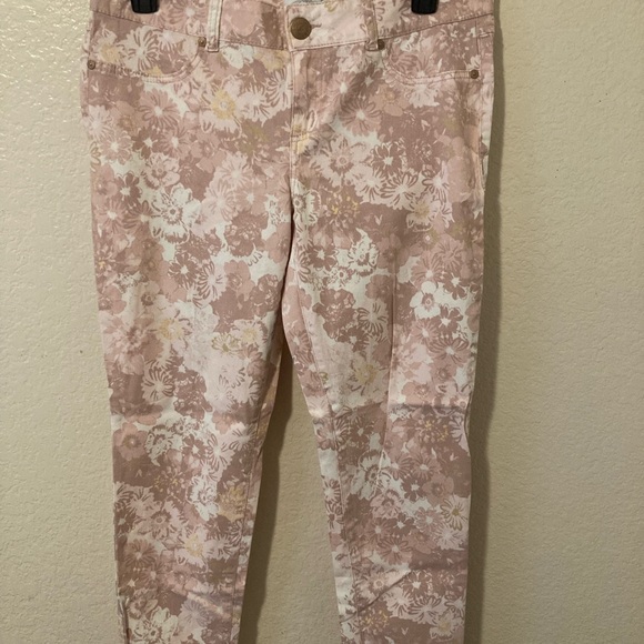 Seven7 Denim - Seven7 Floral Print Women Jeggings - Pink and White